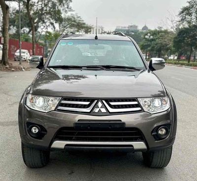Mitsubishi Pajero Sport 2016 3.0V6 4x4 Xăng 2 Cầu