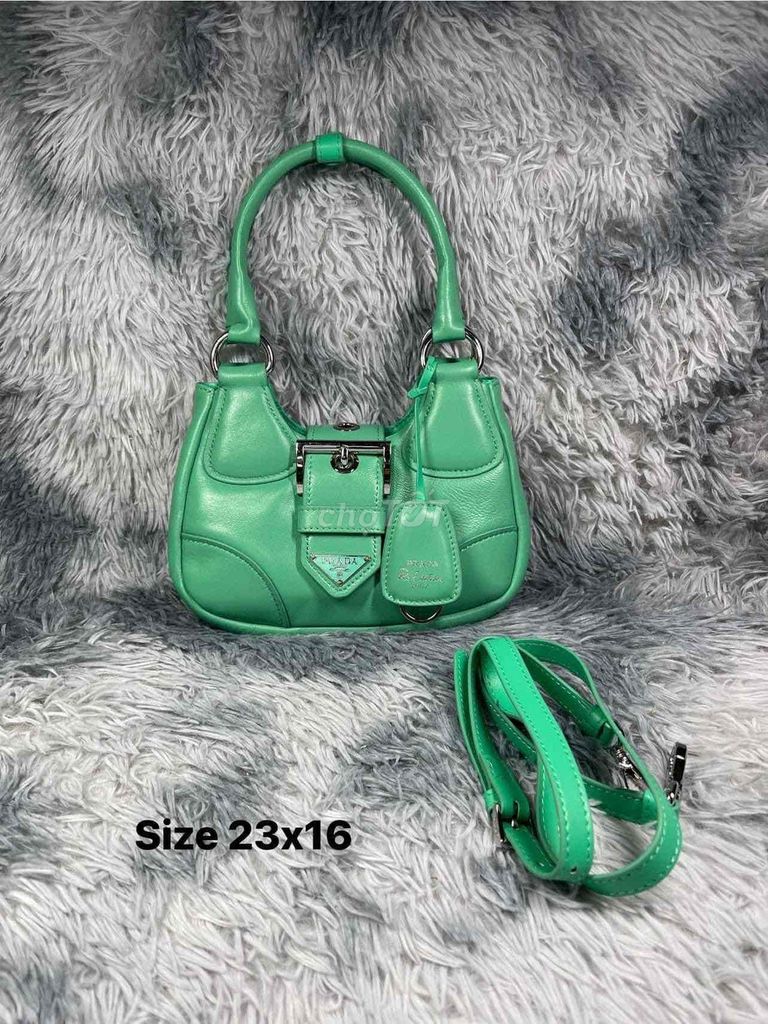 Xách tay đeo vai PRADA MILANO size 23x16