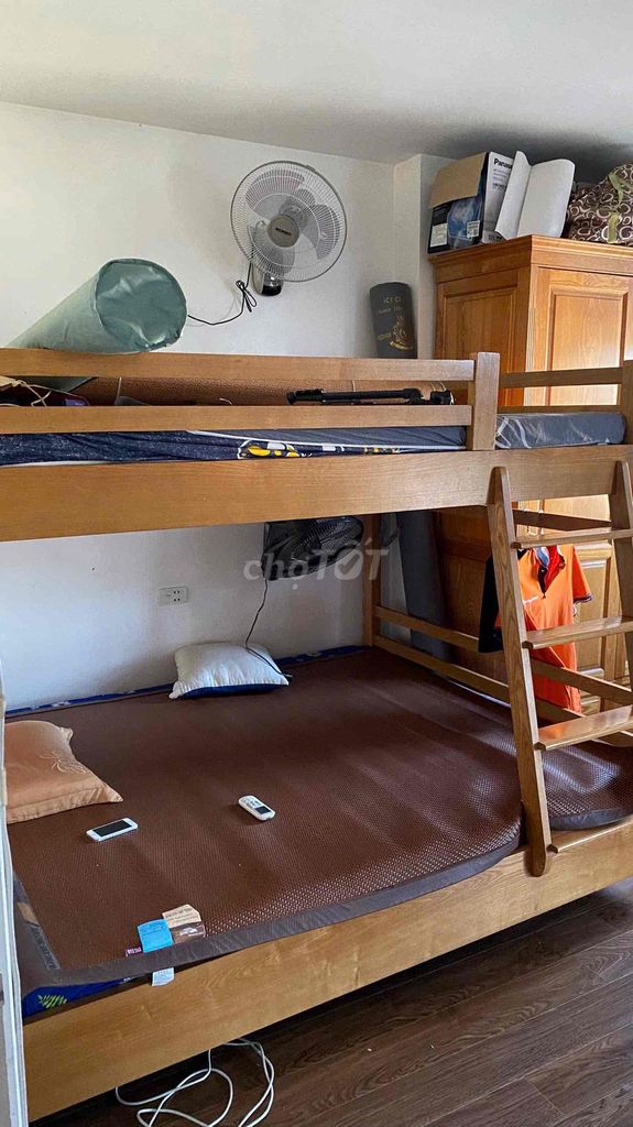 Giường tầng Gỗ sồi 1m8x2m 1m6x2m. Mua bán Giường, chăn ga gối nệm tại Huyện Thanh Trì Hà Nội được đăng bởi Quang Anh hình 1