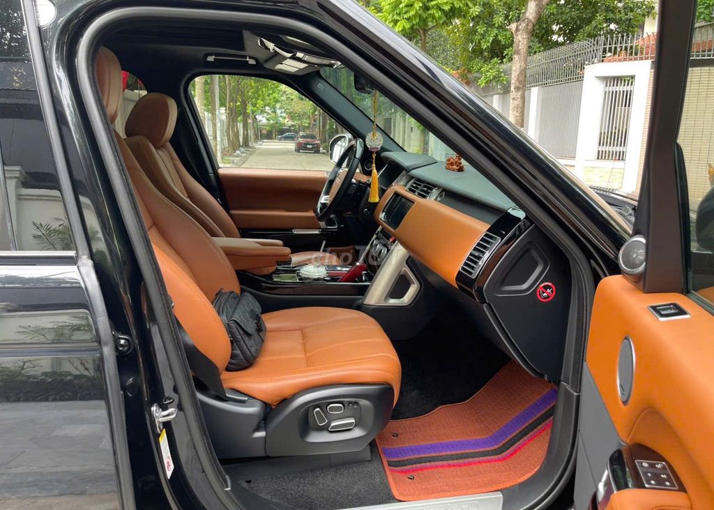 Chính chủ bán LandRover Range Rover 2015 HSE 3.0. Mua bán Ô tô tại Quận Hoàng Mai Hà Nội được đăng bởi Nguyen cuong hình 9