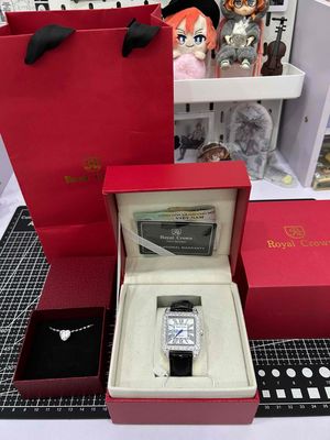 Đồng Hồ Nữ Chính Hãng Mặt Vuông Royal Crown 6104 D. Mua bán Thiết bị đeo thông minh tại Thành phố Thủ Đức Tp Hồ Chí Minh được đăng bởi Patricia Dng