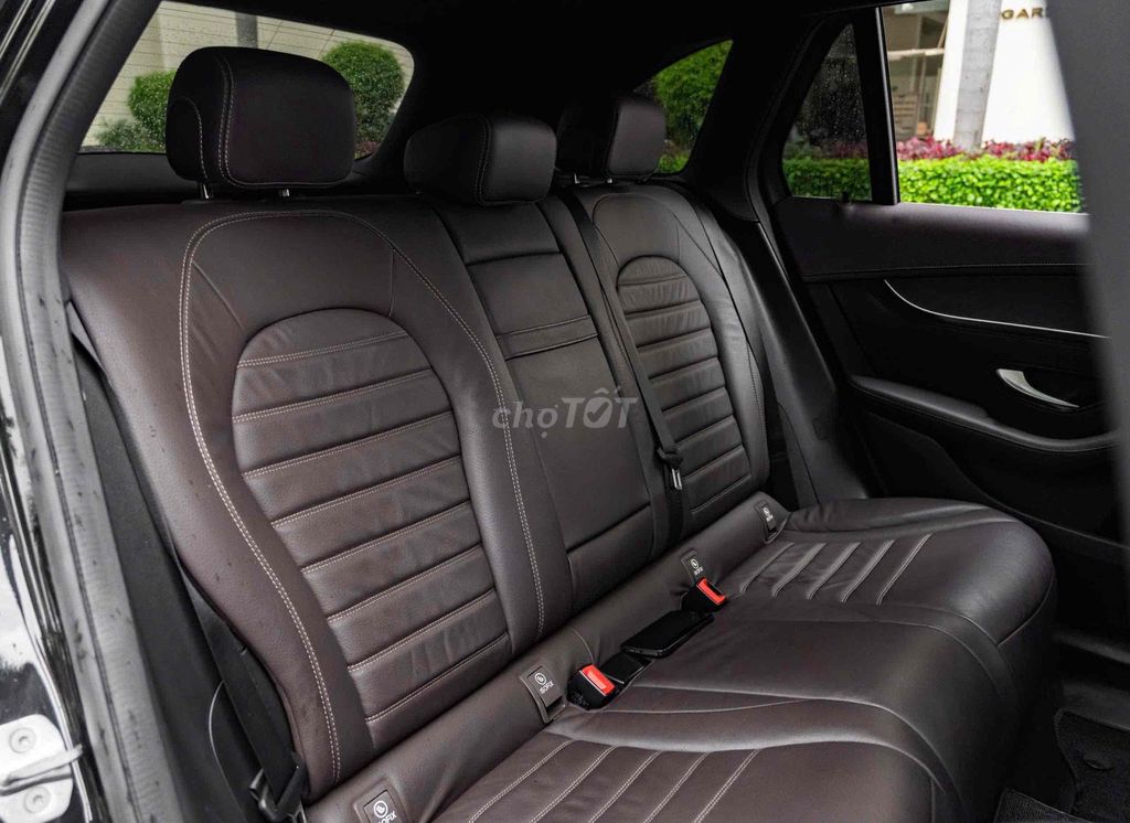 Mercedes GLC300 4Matic - Model 2020 - Đen/Nâu. Mua bán Ô tô tại Quận 7 Tp Hồ Chí Minh được đăng bởi Thật Nguyễn LongAnh Auto hình 15