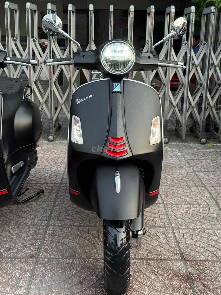 Vespa GTS S 150 150 2022 chính chủ xe đẹp mới 90%. Mua bán Xe máy tại Quận Phú Nhuận Tp Hồ Chí Minh được đăng bởi VESPA Piaggio Quốc Vương  hình 6