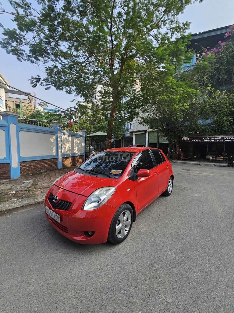 Bán xe Toyota Yaris 1.3 AT nhập Nhật Bản