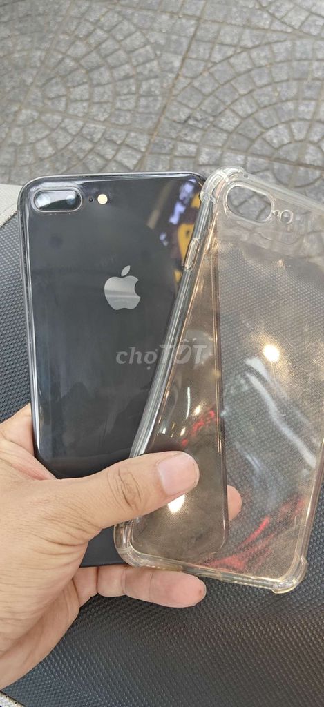 Apple iPhone 8 Plus 64GB Đen. Mua bán Điện thoại tại Quận Liên Chiểu Đà Nẵng được đăng bởi Công Lực hình 1