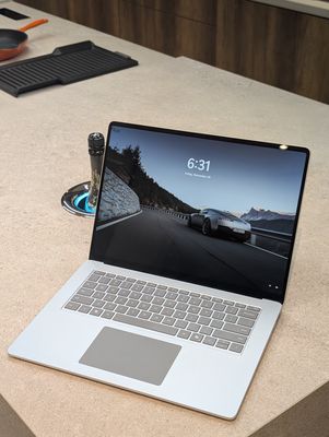Surface Laptop 7 Silver 15 in (X Elite), 16GB, 1TB.. Mua bán Laptop tại Quận 3 Tp Hồ Chí Minh được đăng bởi Quang Phúc hình 1