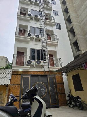 Nhà phố 91 m² · Phố Giáp Nhất