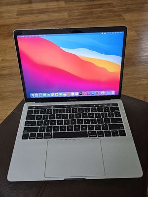 Macbook pro 2018 i7/16g/512g máy đẹp