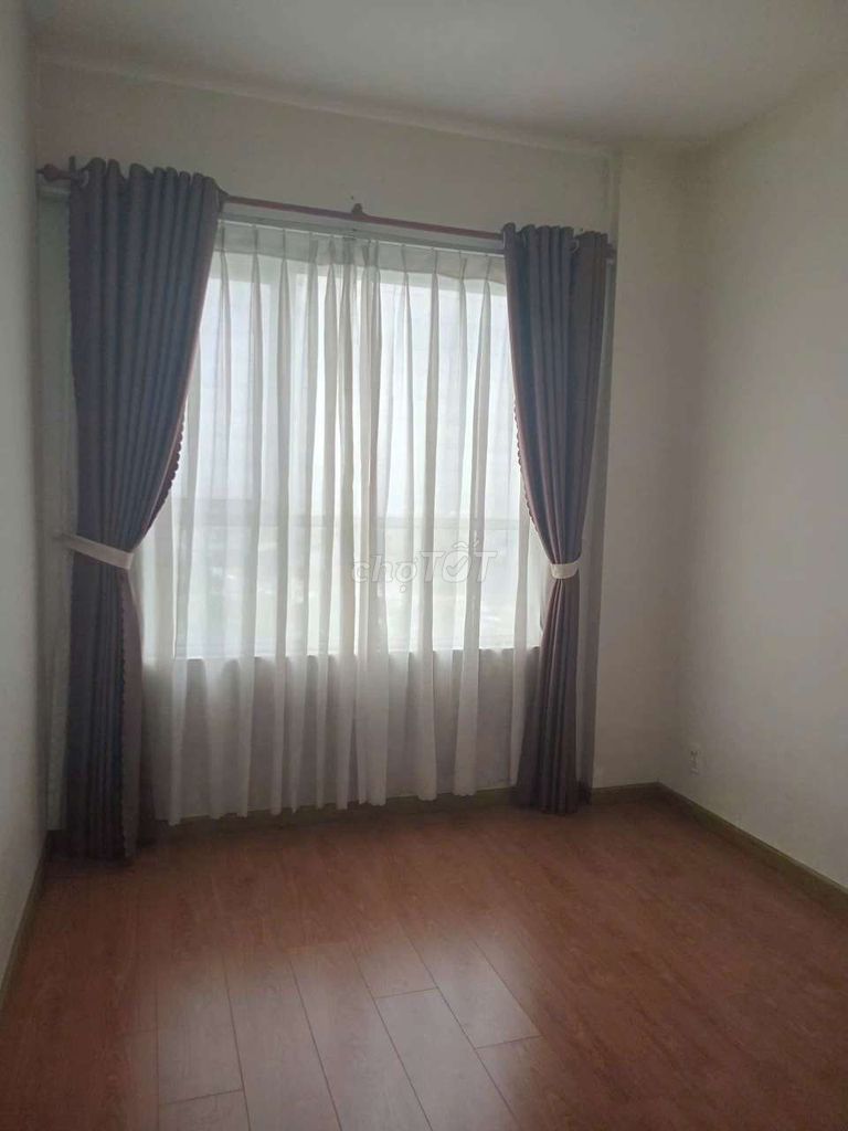 cho thuê Toky Tower 2pn 2wc nhà trống 