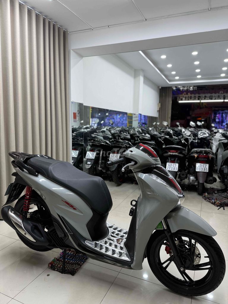 SH 125abs cực đẹp có bán trả góp ‼️nợ 6👍. Mua bán Xe máy tại Quận Thanh Khê Đà Nẵng được đăng bởi THẾ MẪN CHUYÊN XE LƯỚT CÓ BÁN TRẢ GÓP  hình 3