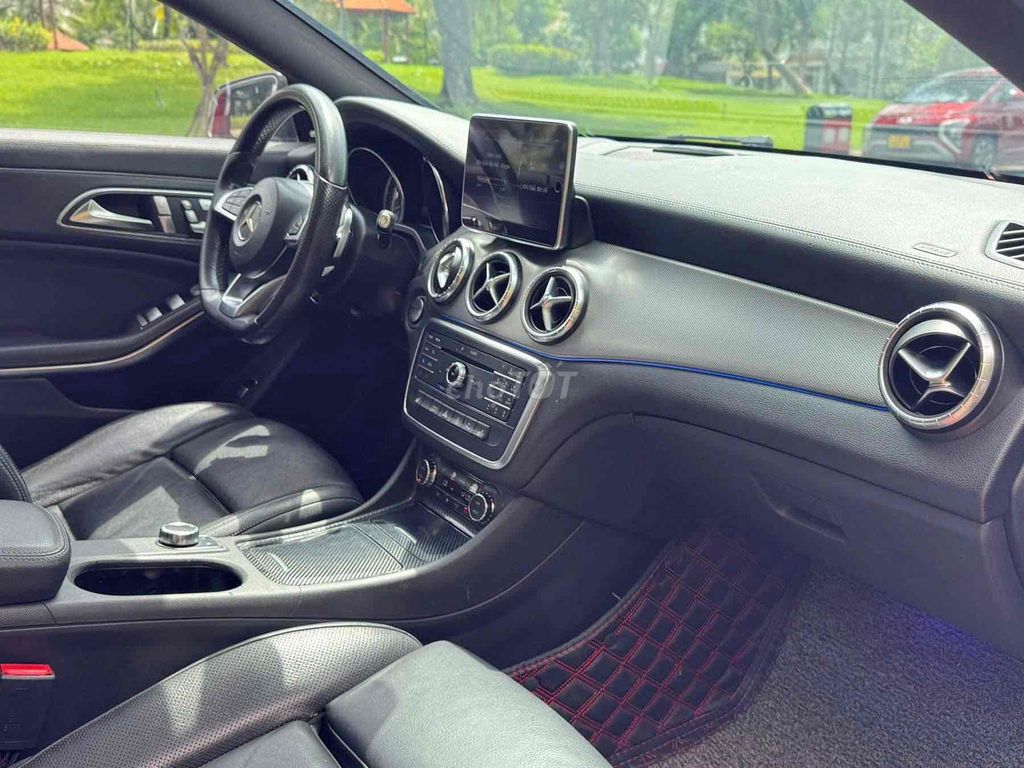Mercedes CLA 250 AMG 4MATIC 2016. Mua bán Ô tô tại Quận 11 Tp Hồ Chí Minh được đăng bởi Nam hình 6