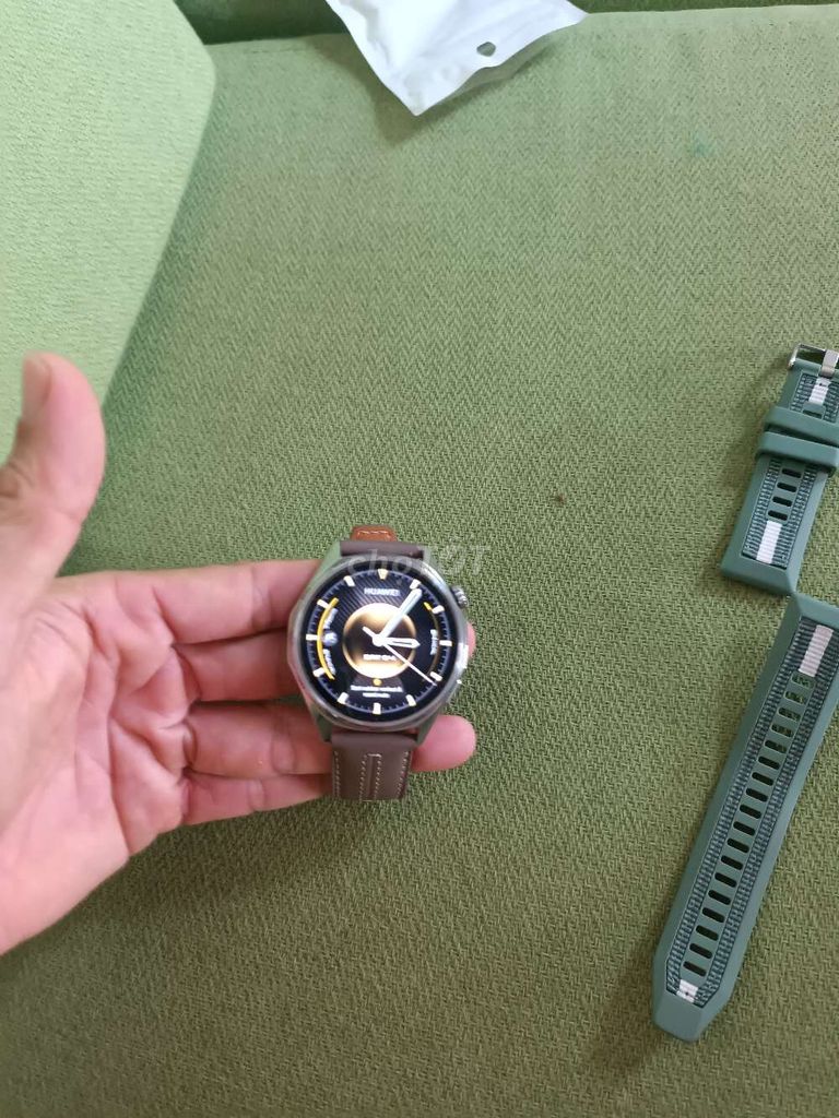 Huawei Watch GT 6 Nâu Đã sử dụng. Mua bán Thiết bị đeo thông minh tại Huyện Long Thành Đồng Nai được đăng bởi Tuấn hình 1