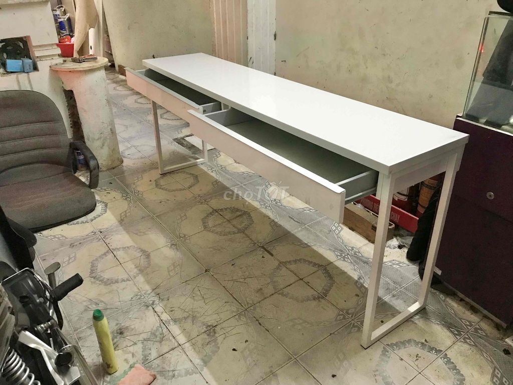 bàn ikea 40x1m8 ngăn kéo