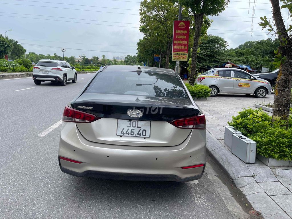 Hyundai Accent 2019 1.4 AT xe cá nhân chính chủ. Mua bán Ô tô tại Quận Hoàng Mai Hà Nội được đăng bởi Phạm Thảo hình 2