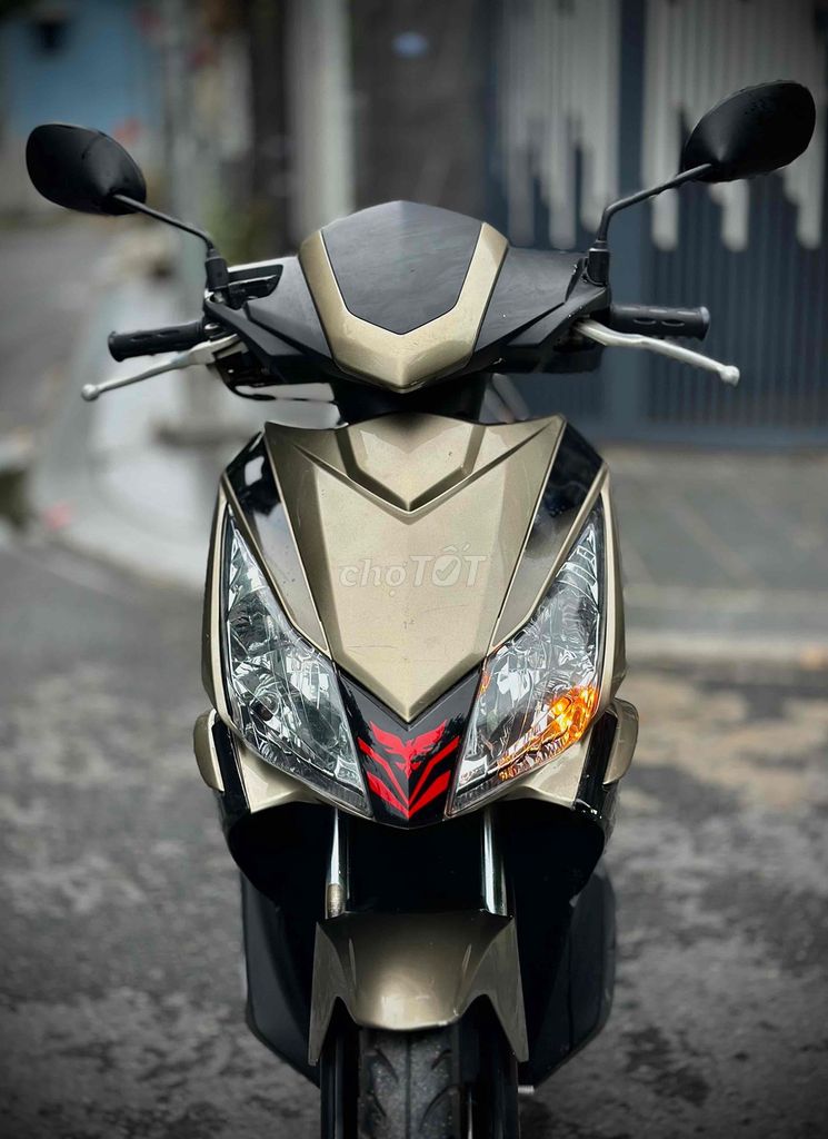 Honda Air Blade 2010 золотисто-бронзовый