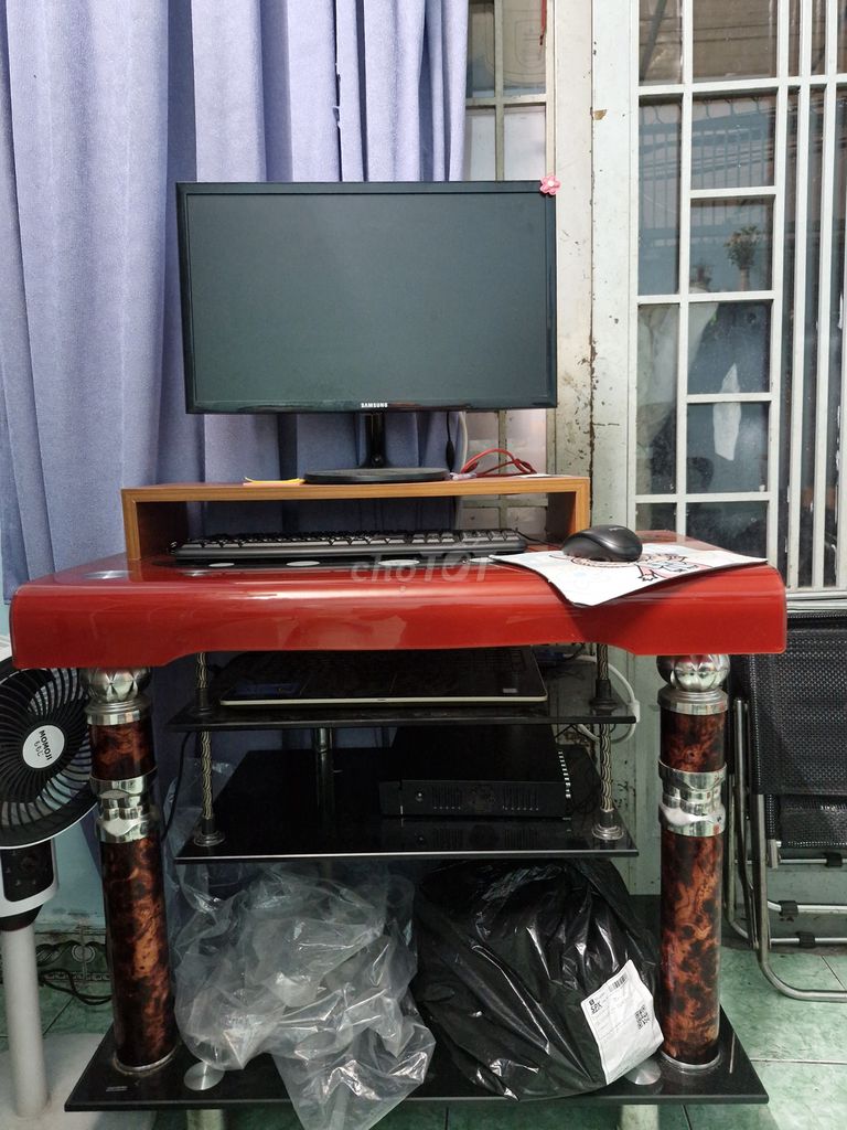 Kệ tủ tivi Kính cường lực Đỏ 80x70x40cm. Mua bán Tủ, kệ gia đình tại Quận Tân Bình Tp Hồ Chí Minh được đăng bởi Hồng Phấn Đỗ hình 1