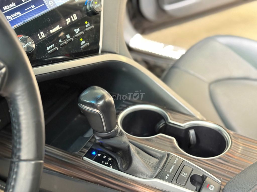 Toyota Camry 2019 2.5Q - 73856 km. Mua bán Ô tô tại Quận Gò Vấp Tp Hồ Chí Minh được đăng bởi Nhớ Toyota Đông Sài Gòn Xe Qua Sư Dụng hình 10