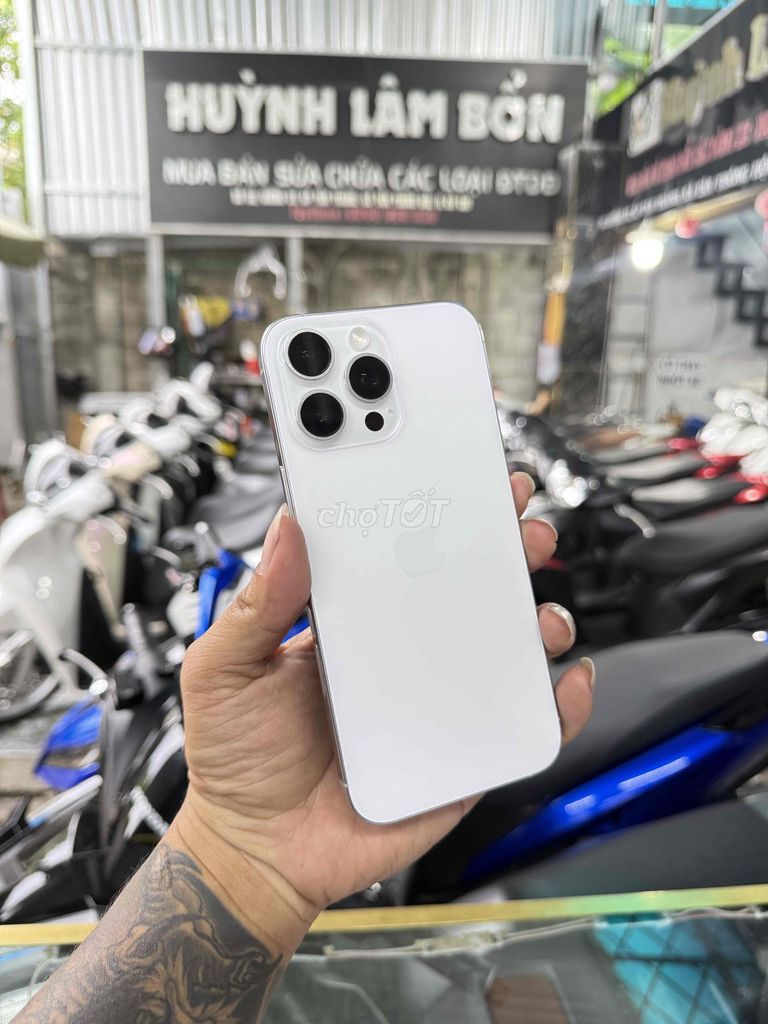Apple iPhone 16 Pro Max 256GB Trắng 89%. Mua bán Điện thoại tại Huyện Củ Chi Tp Hồ Chí Minh được đăng bởi HuỳnhLâm Bổn hình 1