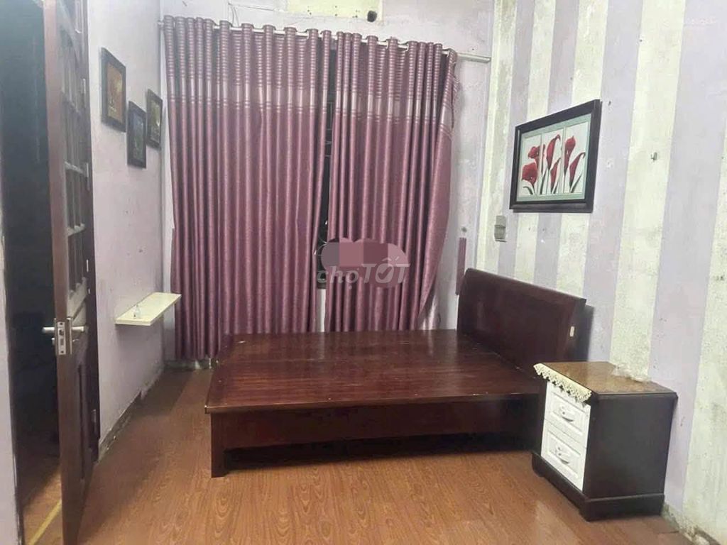 Аренда дома 30 м² в Кхуон Чунг, 3 этажа, 2 спальни
