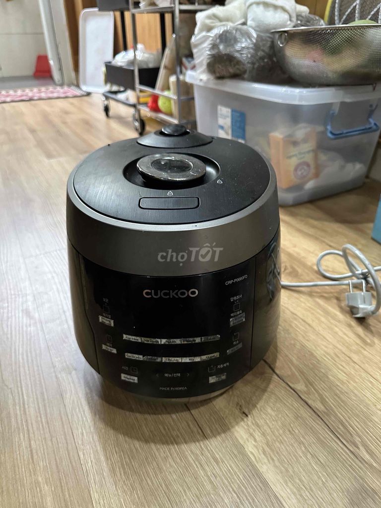 Cuckoo CRP-P0660FD Nồi cơm điện Đen. Mua bán Bếp, lò, đồ điện nhà bếp tại Quận Hải Châu Đà Nẵng được đăng bởi Mẫn hình 1
