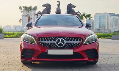 Mercedes Benz 2020 C300 AMG - 78000 km. Mua bán Ô tô tại Quận Thanh Xuân Hà Nội được đăng bởi Nguyễn Tuấn Hoàng