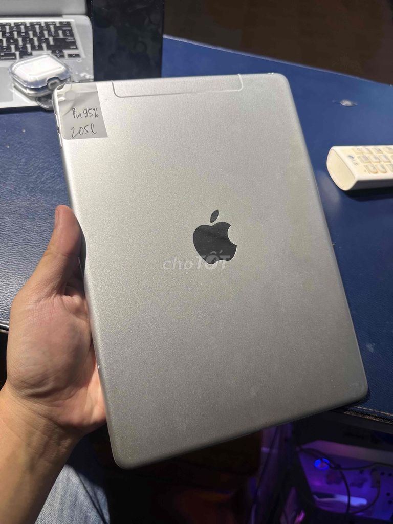 ipad pro 9.7 máy đẹp keng màn đẹp ko ám ố bản 4G