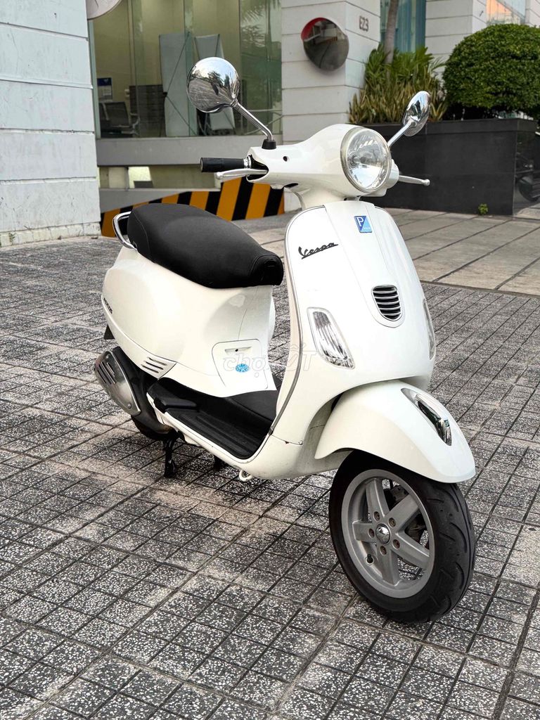 💥💥 Vespa LX 125 2012 Fi Bstp Chính Chủ Zin. Mua bán Xe máy tại Quận 7 Tp Hồ Chí Minh được đăng bởi Cửa Hàng Xe Máy Hoàng Hưng Q7 hình 2