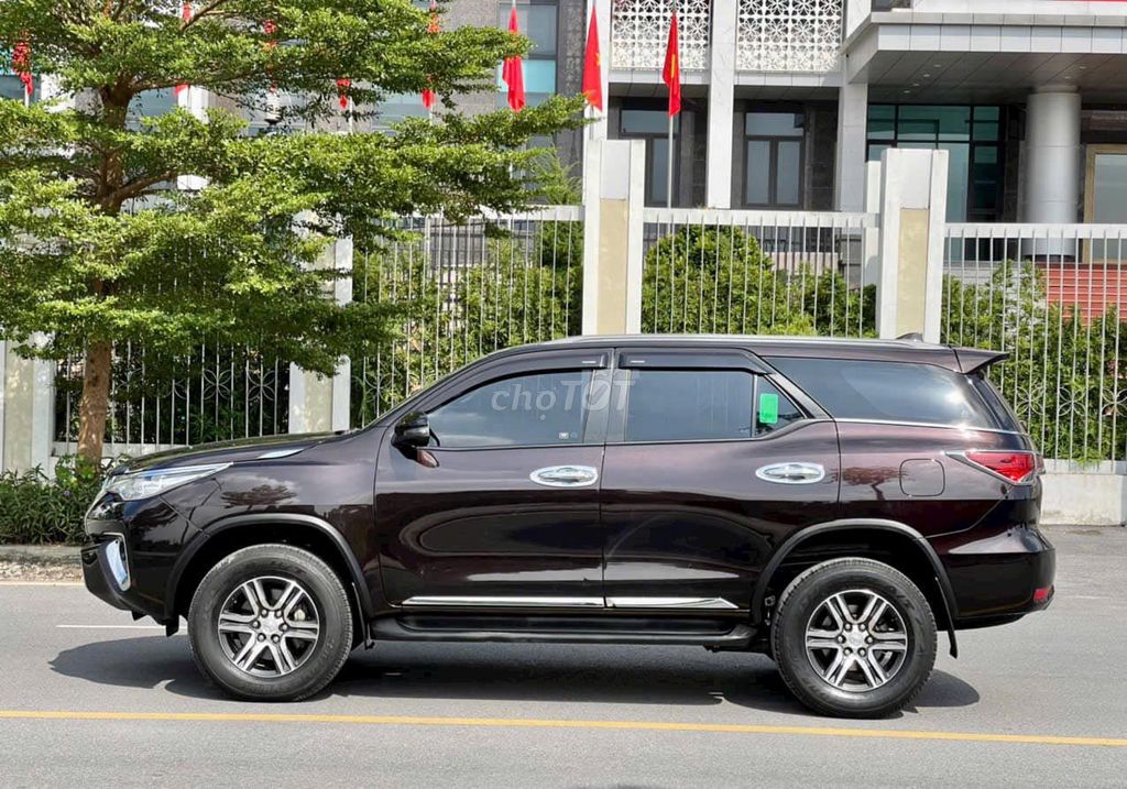 Bán Toyota Fortuner 2019, At dầu.. Mua bán Ô tô tại Quận Gò Vấp Tp Hồ Chí Minh được đăng bởi Xuân Trường hình 3
