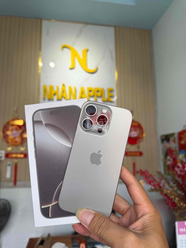 iPhone 16 Pro 256GB Titan 99% QT MỸ ZIN ÁP P98. Mua bán Điện thoại tại Thành phố Cà Mau Cà Mau được đăng bởi NHAN APPLE hình 1
