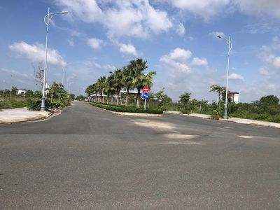 Bán gấp nền BH new city 100m2 đối diện công viên giá 1,55 tỷ bao thuế. Mua bán đất tại Thành phố Biên Hòa Đồng Nai được đăng bởi Doãn Bình