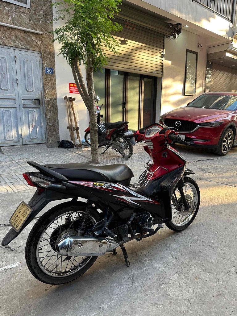 ai có nhu cầu liên hệ số điện thoại có fixx. Mua bán Xe máy tại Quận Hà Đông Hà Nội được đăng bởi Nguyễn đình hùng hình 8