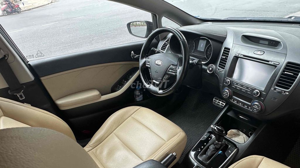 Kia Cerato 2016 2.0 AT - 110000 km. Mua bán Ô tô tại Quận Bắc Từ Liêm Hà Nội được đăng bởi Tran Long hình 5