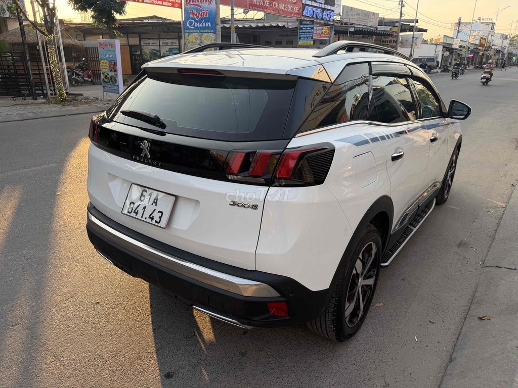 Peugeot 3008 2020 Allure 1.6 AT 74.000Km. Mua bán Ô tô tại Quận 12 Tp Hồ Chí Minh được đăng bởi A Quý hình 9