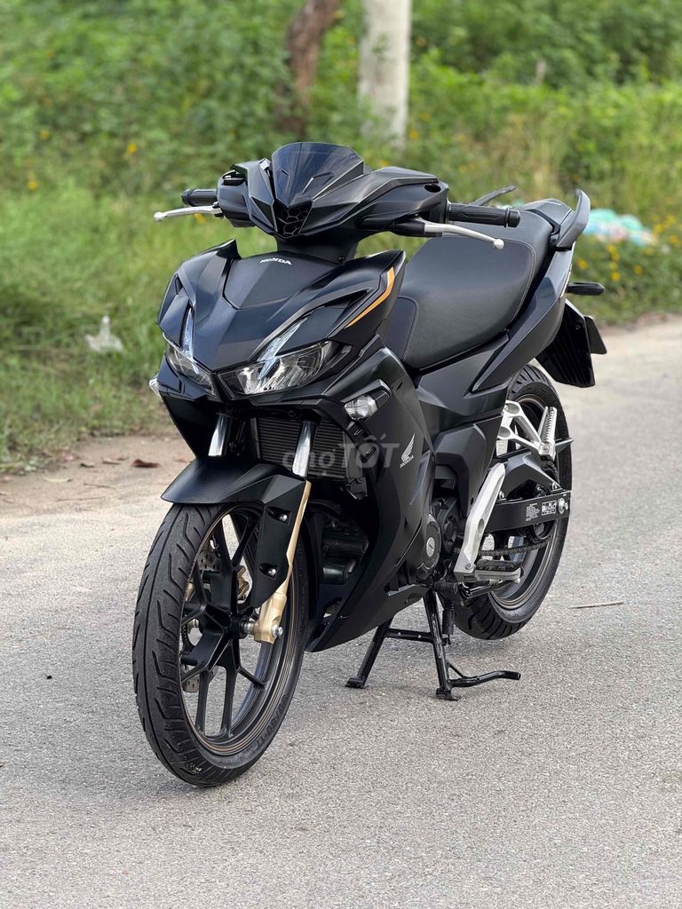 Winner V4 2025 odo 600km lốp rin theo xe còn dày c. Mua bán Xe máy tại Quận Liên Chiểu Đà Nẵng được đăng bởi Nhật Tình hình 1