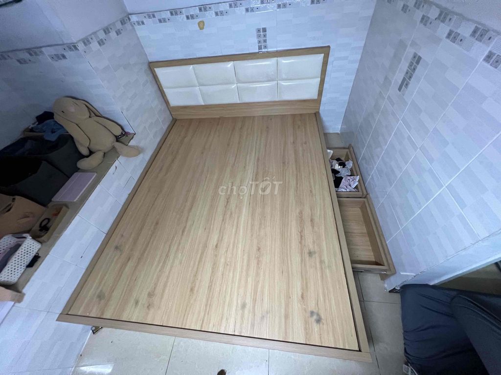 Giường ngủ 1m6x2m gỗ công nghiệp. Mua bán Giường, chăn ga gối nệm tại Quận Tân Bình Tp Hồ Chí Minh được đăng bởi Nguyễn Thị Thủy hình 1