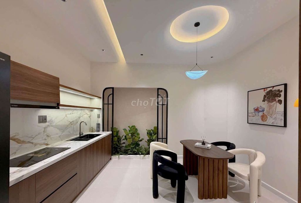 3-bedroom house 100 m from Nguyễn Tất Thành beach — photo 4