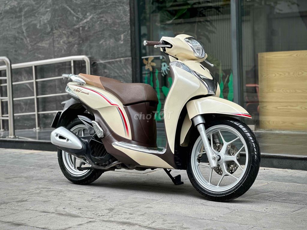 Honda Shmode phanh abs cao cấp Rất Mới 29E2. Mua bán Xe máy tại Quận Ba Đình Hà Nội được đăng bởi Xe Máy Nam Thi hình 4