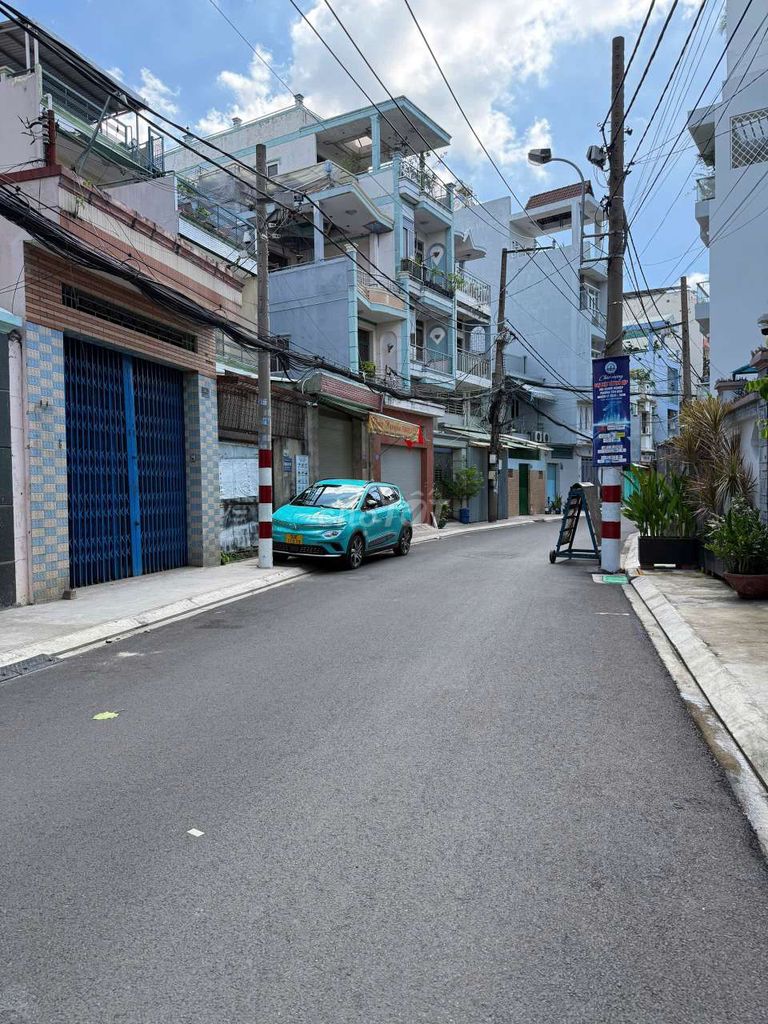 Cho thuê nhà hẻm xe tải 220 Âu Cơ,p9. 5 tầng Dt 4x20. 