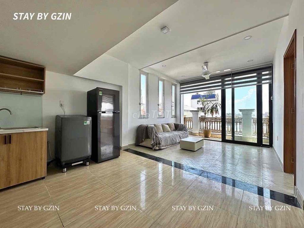 Cho thuê căn hộ Penthouse 1PN tách bếp, ban công, full nội thất