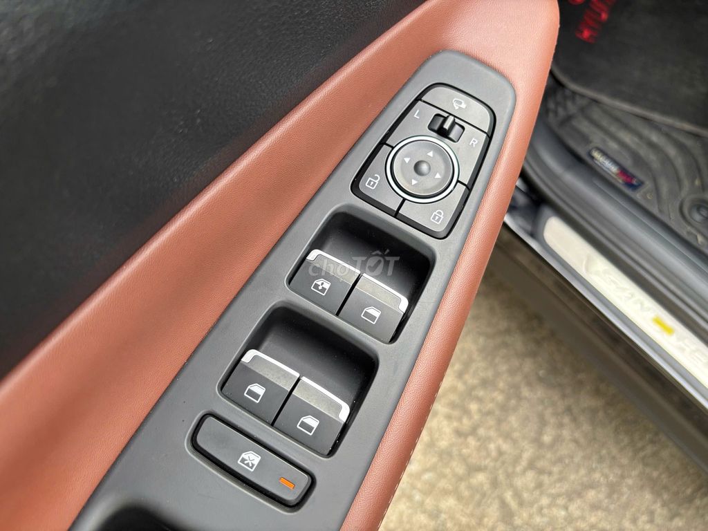 Hyundai Santafe Dầu tiêu chuẩn 2023_ Lướt 19.000km. Mua bán Ô tô tại Thành phố Thủ Đức Tp Hồ Chí Minh được đăng bởi Anh Minh STOT Bình Dương hình 11