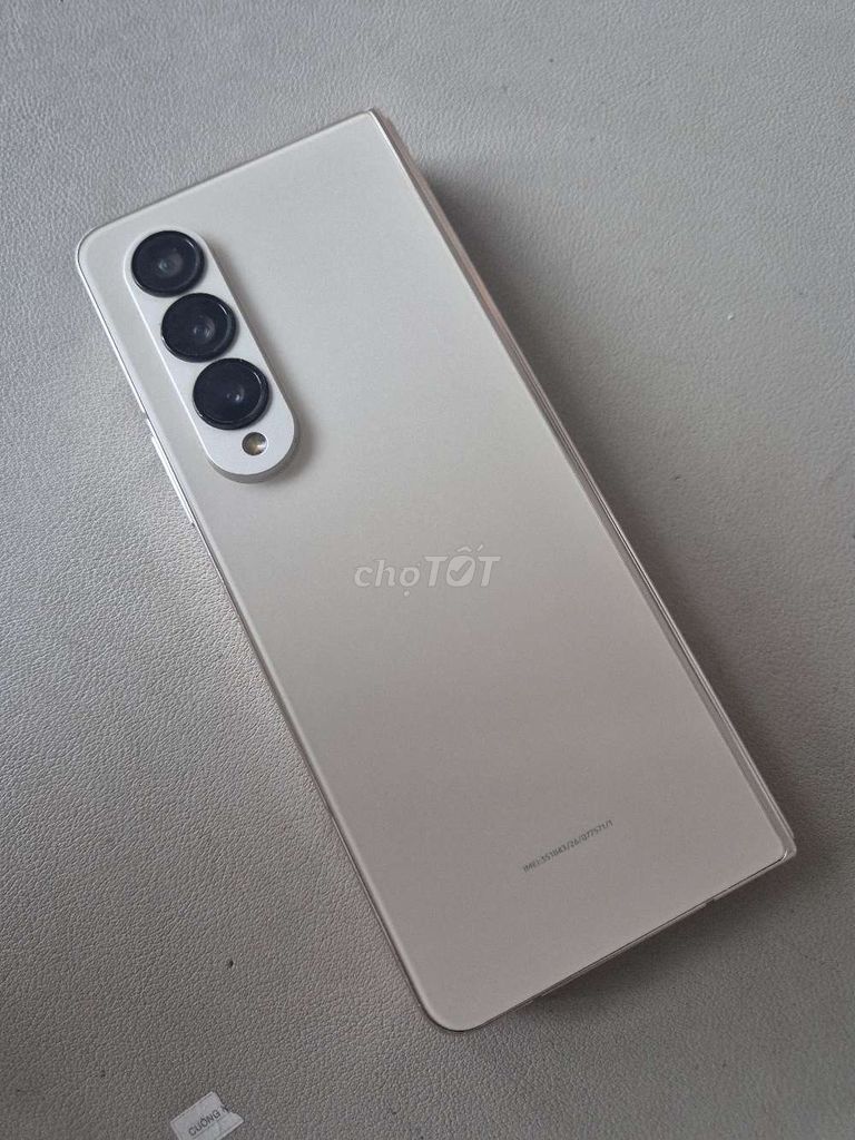 Samsung Galaxy Z Fold 4 12GB 256GB Trắng. Mua bán Điện thoại tại Quận Ninh Kiều Cần Thơ được đăng bởi nguyễn Trần Quân hình 1