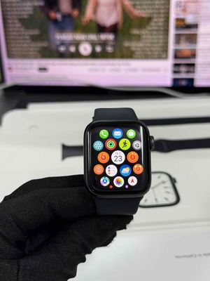 Apple Watch Series 5/40mm chưa qua sử dụng. Mua bán Thiết bị đeo thông minh tại Quận 10 Tp Hồ Chí Minh được đăng bởi  Hoa Nhung
