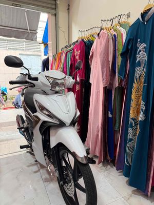 xe đẹp máy êm mưa ban tai nha. Mua bán Xe máy tại Thành phố Biên Hòa Đồng Nai được đăng bởi Huy