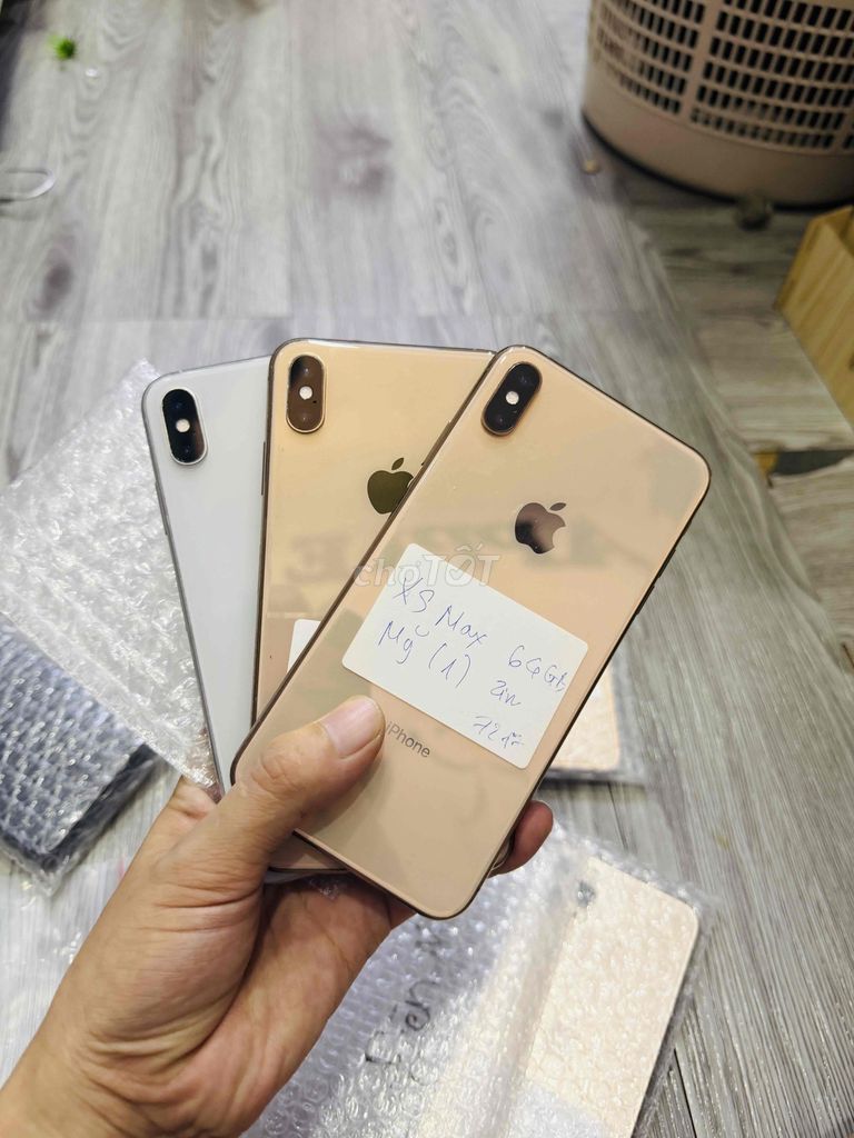 Apple iPhone XS Max 64GB Vàng, Bạc nhiều màu. Mua bán Điện thoại tại Quận Hải Châu Đà Nẵng được đăng bởi Hoàng Táo 273 Nguyễn Hoàng hình 1