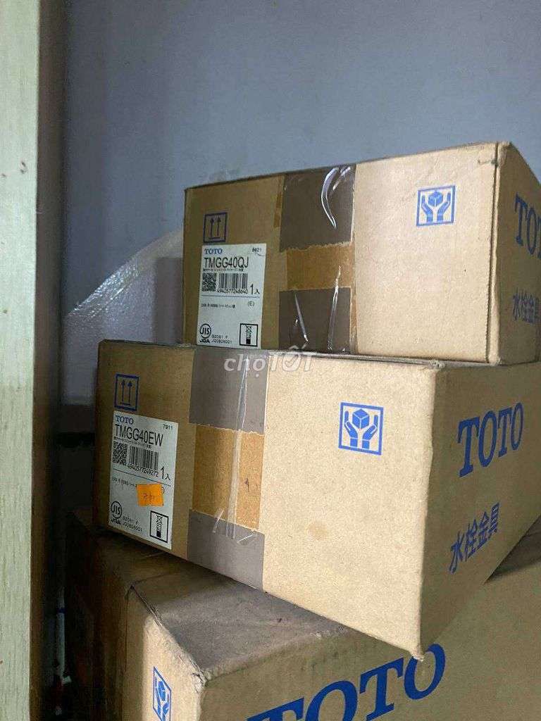 Vòi sen tắm TOTO TMGG40EW Bạc. Mua bán Thiết bị vệ sinh, nhà tắm tại Huyện Hóc Môn Tp Hồ Chí Minh được đăng bởi trần Vinh nghĩa hình 1