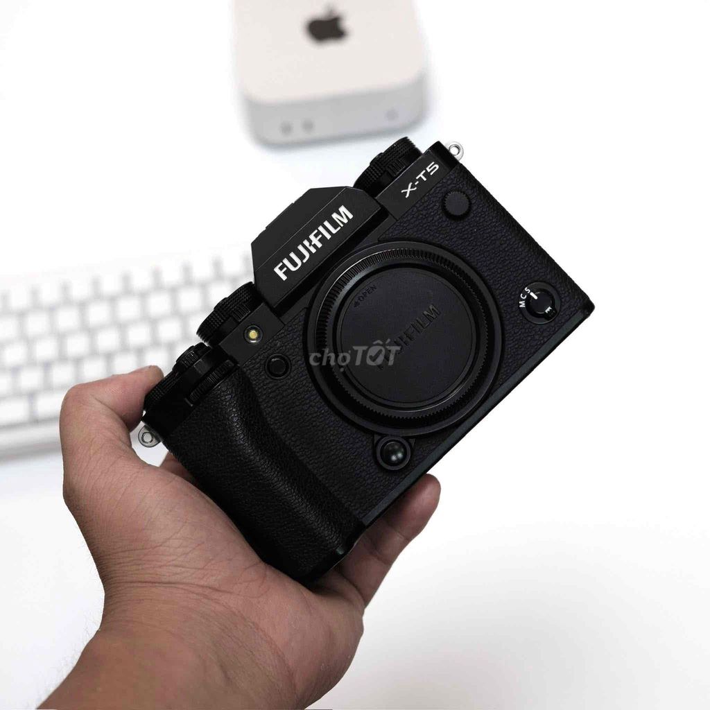 Máy ảnh Fujifilm X-T5 Đen. Mua bán Máy ảnh, Máy quay tại Quận 10 Tp Hồ Chí Minh được đăng bởi Fujiswa hình 1