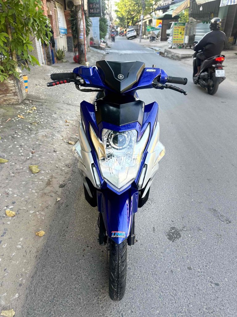 Yamaha Nouvo 6 Xanh trắng. Mua bán Xe máy tại Quận Tân Bình Tp Hồ Chí Minh được đăng bởi Hoàng Tấn hình 5