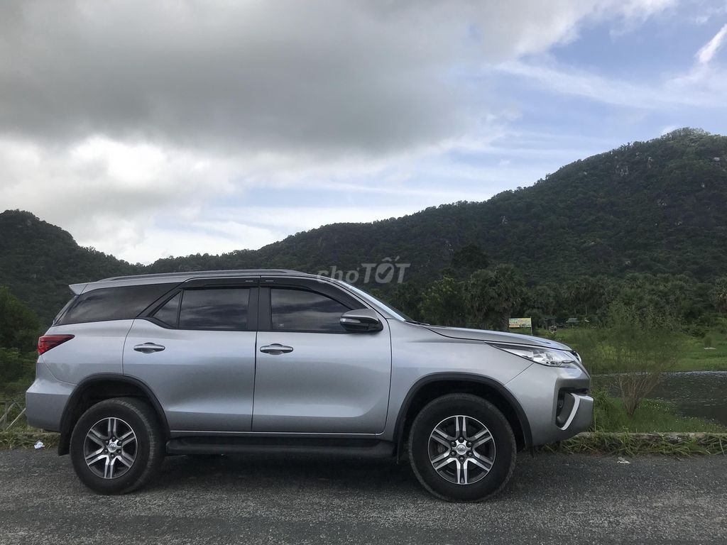 0984333354 - Toyota Fortuner 2017 Số sàn nhập khẩu indo