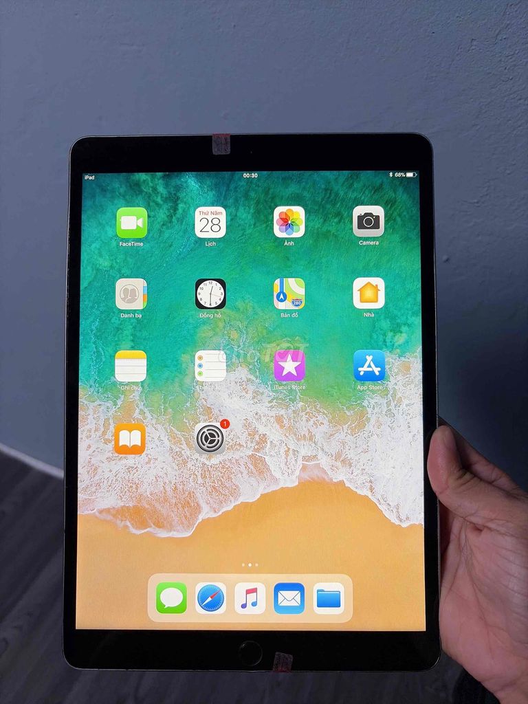 Apple iPad Pro 10.5 64GB Xám. Mua bán Máy tính bảng tại Quận 1 Tp Hồ Chí Minh được đăng bởi Lucas Huỳnh hình 1