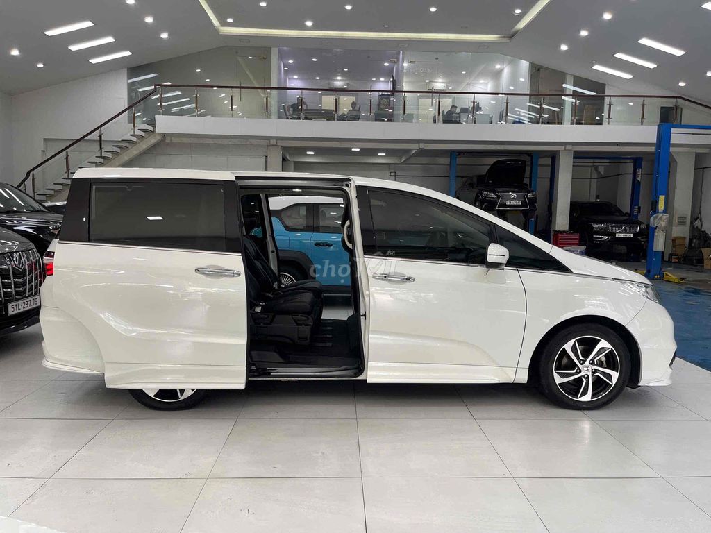 Honda Odyssey sx 2016 - 81.000 km. Mua bán Ô tô tại Quận Tân Bình Tp Hồ Chí Minh được đăng bởi Nguyễn Văn Lâm hình 3